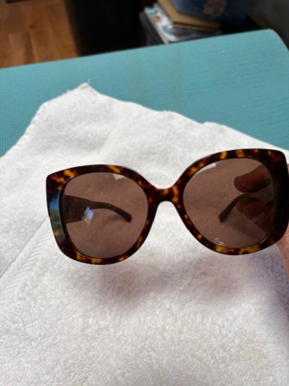 Versace Havana Brown Oversized Sunglasses 4387 108/73 56-19-140 - Picture 3 of 15